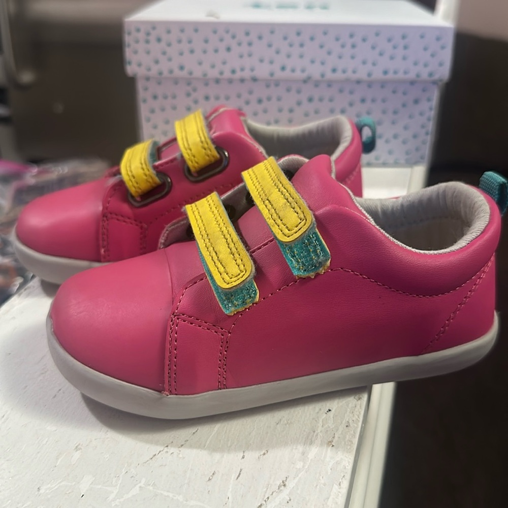 Ten Little Everyday Original X2 sneakers Size 9.5 (Toddler)